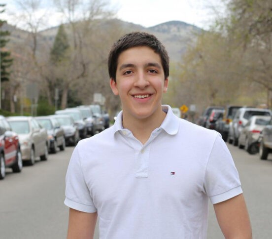 Мальчик, которому снился код. История вундеркинда из Мексики