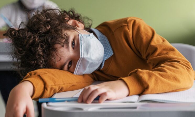 В Астрахани все школы перевели на "дистанционку" из-за всплеска ОРВИ