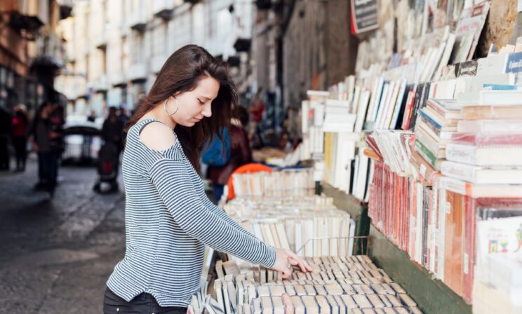  В России на треть выросли продажи бумажных книг