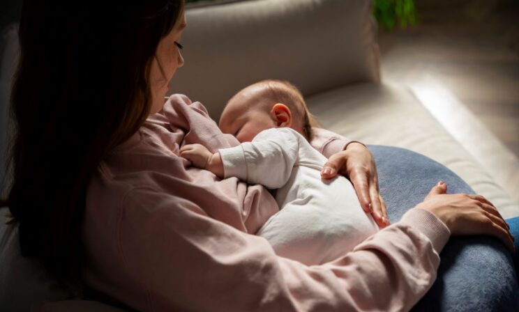 В Новгородской области за первого ребенка обещают миллион рублей