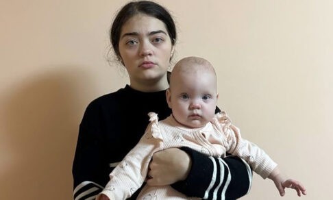 Алиса родилась с пороком сердца, ей срочно нужна операция