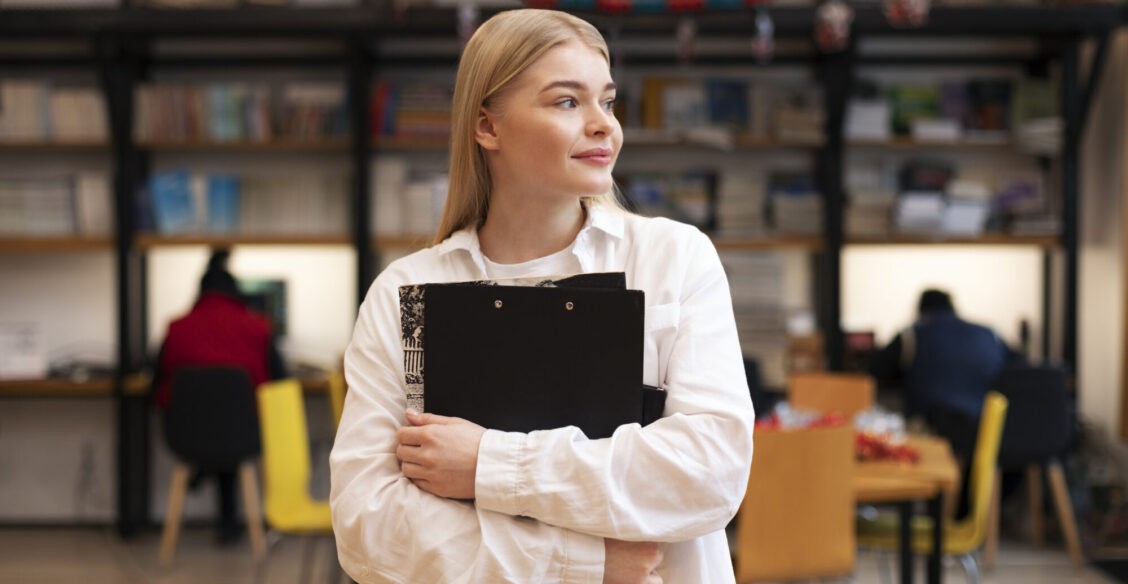 Минобрнауки повысило минимальные баллы ЕГЭ для поступления