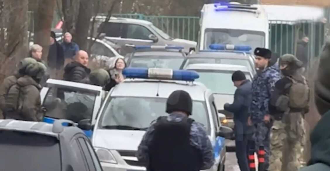 «Тихоня был, вежливый». Что известно о нападении на школу в Подмосковье (материал обновляется)