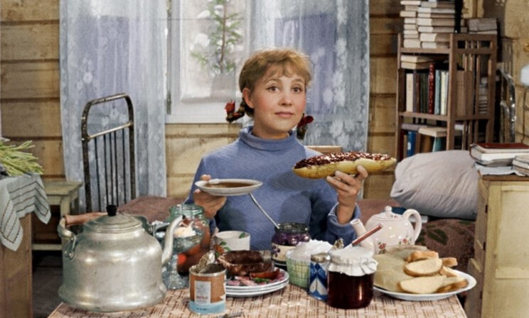 У фильма «Девчата» мог быть другой финал. Истории, которые остались за кадром