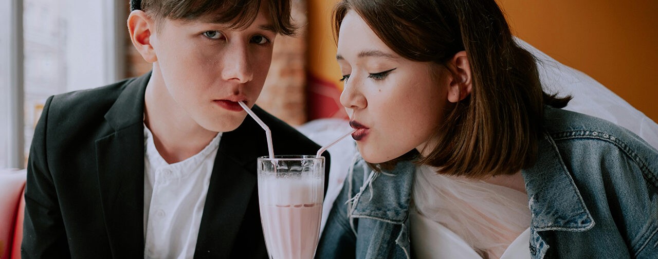 «У моего 15-летнего сына появилась девушка, и он требует больше денег на карманные расходы»