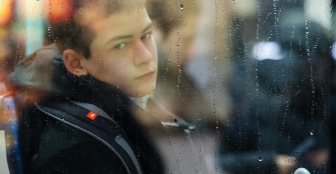 После трагедии не идем в школу — тогда какой у нас план? Помогите ребенку не закреплять страх