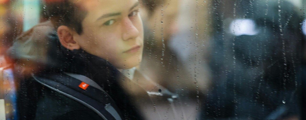 После трагедии не идем в школу — тогда какой у нас план? Помогите ребенку не закреплять страх