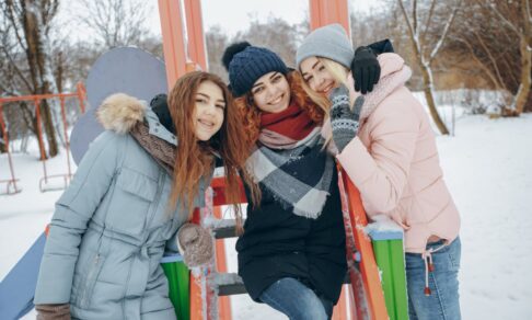 Школам в России рекомендуют уходить на зимние каникулы с 31 декабря