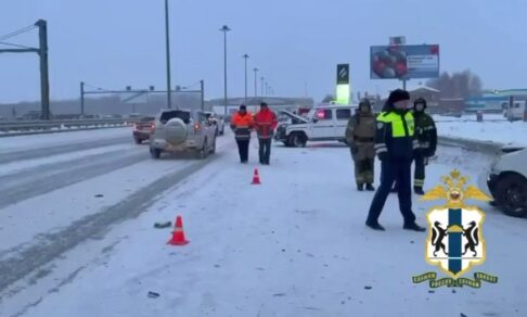 В аварии в Новосибирске погибли шесть человек, в том числе двое детей