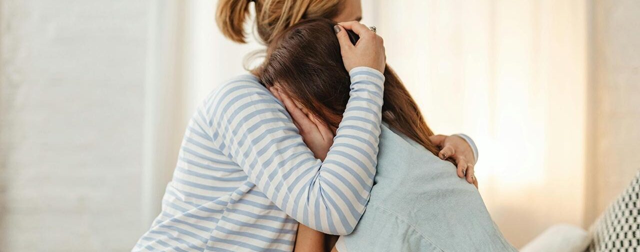 Что сказать детям после трагедии в Подмосковной школе. 10 шагов от психолога