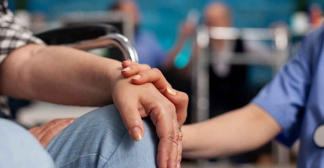 Нюта Федермессер вернулась в фонд «Вера» и представила новую стратегию работы