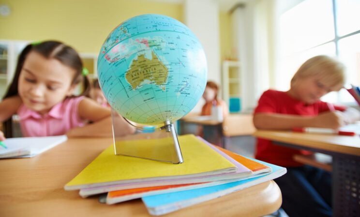 В России разработают единые учебники по географии для 5–11 классов