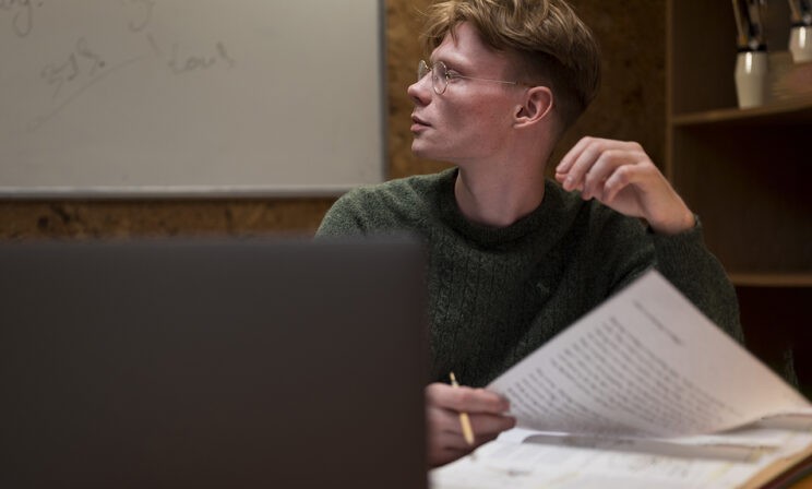 Ответы на ЕГЭ, ОГЭ и Всероссийскую олимпиаду попадут в реестр запрещенной информации. Что думают об этом учителя