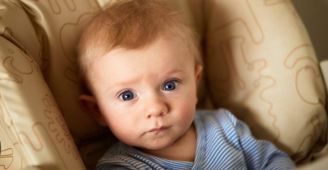 В России предложили продлить выплаты по уходу за ребенком до трех лет 