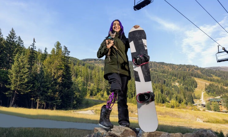 В 14 лет гимнастка Бренна Хакаби потеряла ногу. Сегодня она участвует в Паралимпиаде как сноубордистка