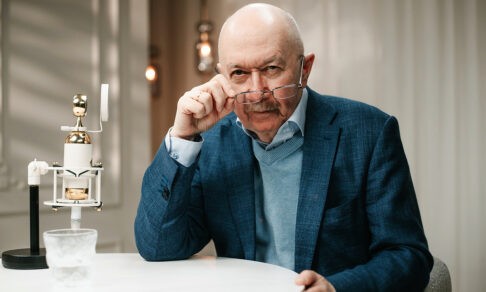 «Я навсегда останусь Дениской Кораблевым». Писатель Денис Драгунский