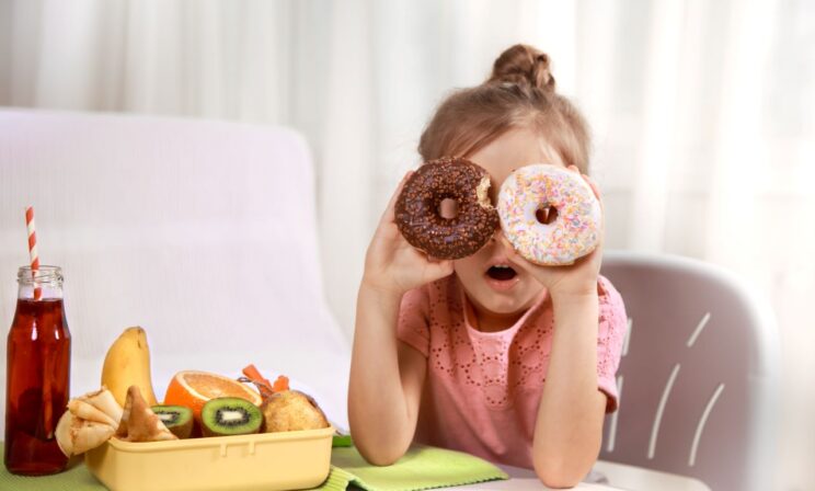 Минздрав сообщил о снижении темпов роста ожирения у детей в России