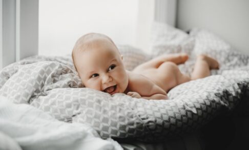 Названы самые популярные имена детей в России в 2025 году