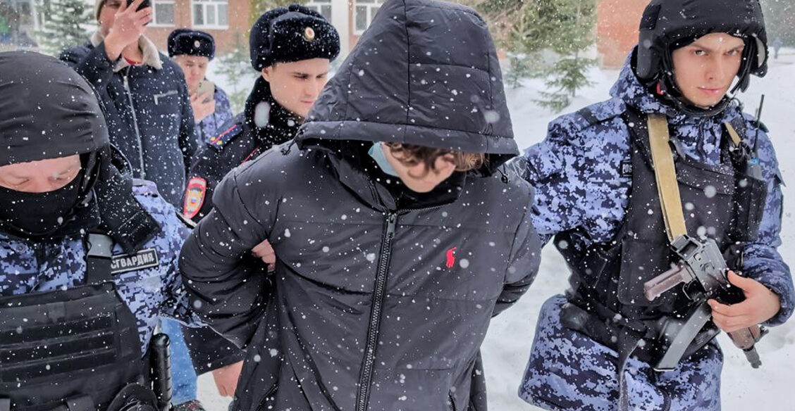 Нападения детей на школы: что важно знать педагогам и родителям