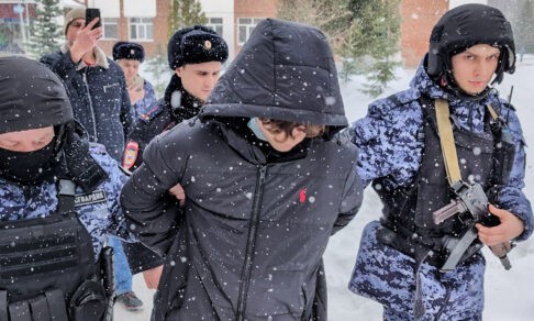 Нападения детей на школы: что важно знать педагогам и родителям