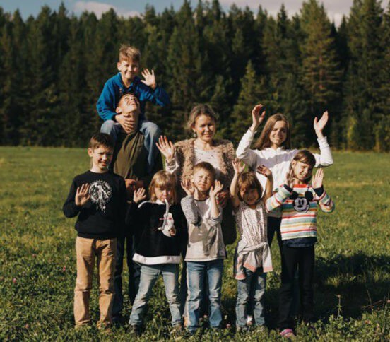 «Что разрыдалась? Знала бы ты, кто родил этого ребенка!» Но Лариса уже поняла, что это — её