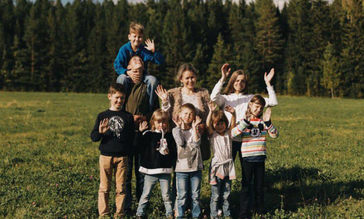 «Что разрыдалась? Знала бы ты, кто родил этого ребенка!» Но Лариса уже поняла, что это — её