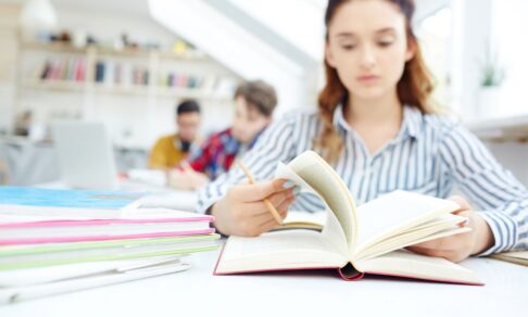 В школах 64 регионов России преподают местные языки и диалекты