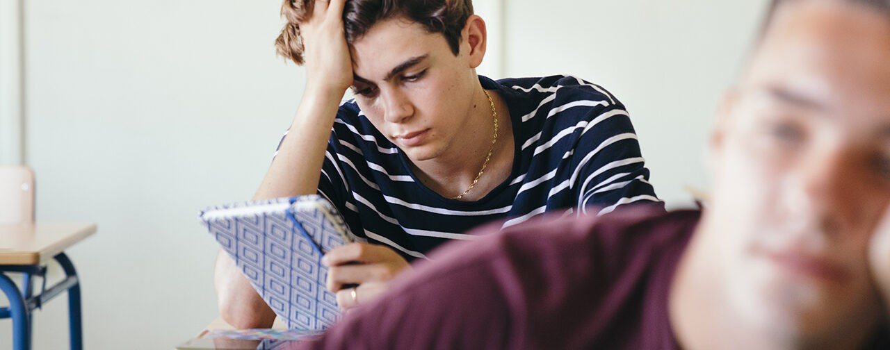 Сын бросил все силы на олимпиады, но вузы ужесточают требования к победителям. Что делать?