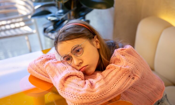 Врачи фиксируют у современных подростков появление «старческих» болезней