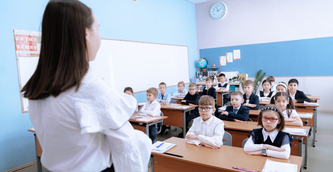 В школах для учеников 1–4 классов введут внеурочный курс «Моя семья»