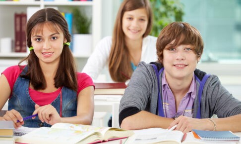 Минпросвещения вводит новый стандарт обучения для старшеклассников