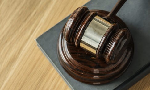 В Ярославле родители школьника заплатят учительнице за «фейковое» видео 