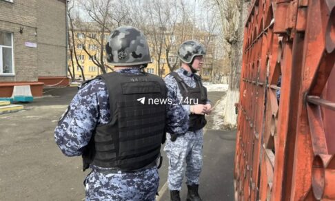 В Челябинске школьник ранил одноклассницу и распылил газовый баллончик