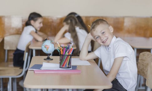 Глава СПЧ назвал преждевременным введение оценок за поведение в школах