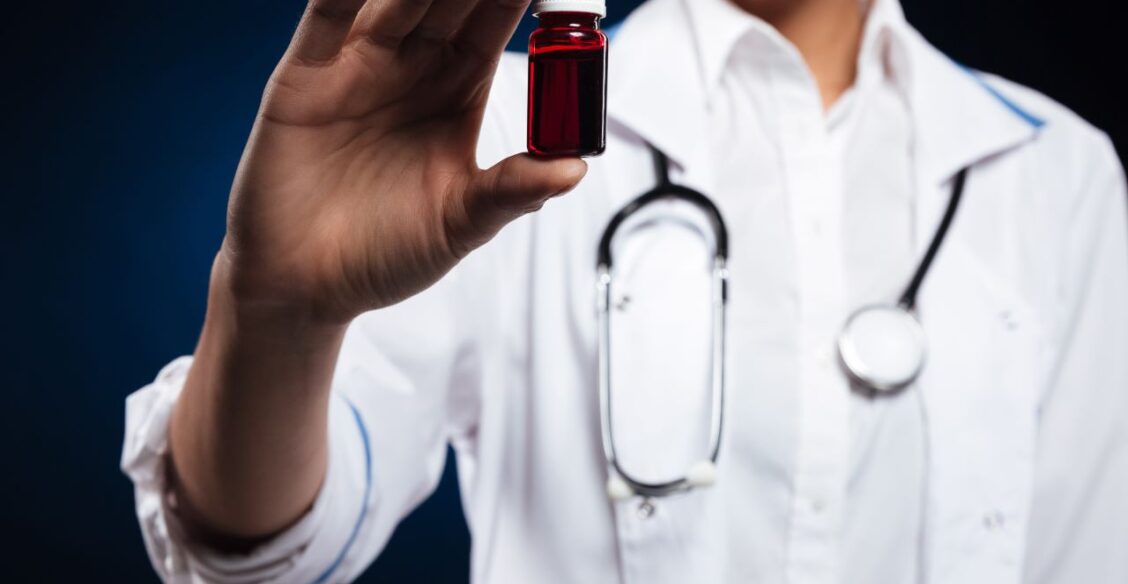 Минздрав решит, давать ли онкобольным лекарство «последней надежды»