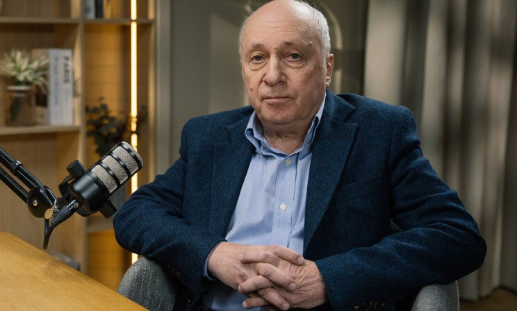 «Ты должен знать будущее, ты же историк!» Профессор Александр Каменский — о людях и закономерностях