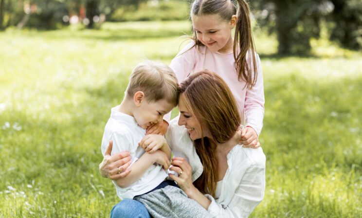 Ученые доказали, что вторые дети получают меньше внимания родителей
