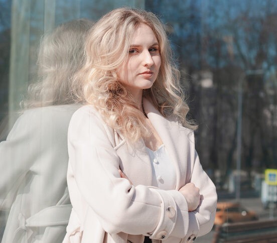 «Вокруг выпускники топовых лицеев, а я сижу и хлопаю глазами». Вика отчислилась, и ей было стыдно об этом говорить