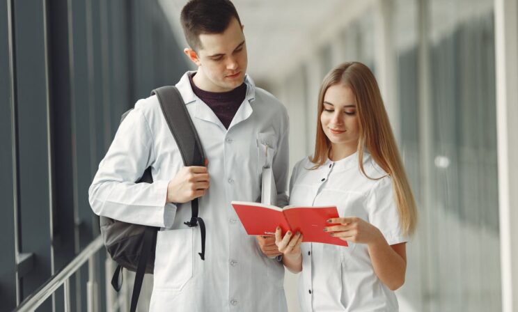 В России вступили в силу новые правила целевого обучения студентов-медиков