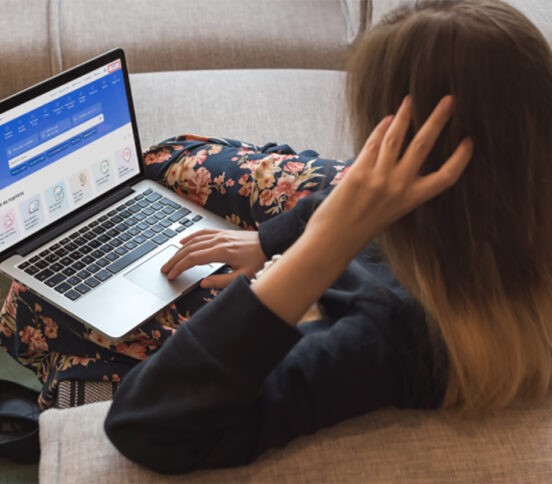 Запись в школу и повышение пенсий. Новые законы апреля