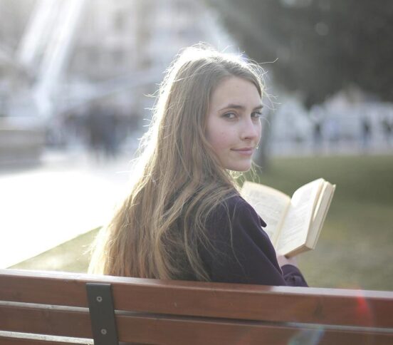 Письма Джейн Остин, жизнь суфражисток и комикс о Бестужевских курсах. 5 книг о сильных женщинах