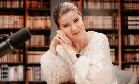 «Бабушка говорила мне: “Не ходи в медицинский”. Я сказала: “Хочу”». Медсестра Вероника Журавлева