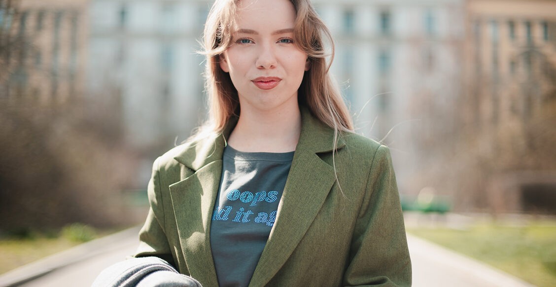 «Мне говорили, что надо быть либо гением, либо очень богатым». Настя поступила в МГУ со второго раза