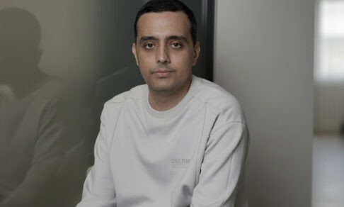 Более 10 лет врач-эндоскопист лечил детей и взрослых в Москве, а теперь помощь нужна ему самому