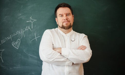«Отбить желание читать легко: только классика по программе и моральные уроки»