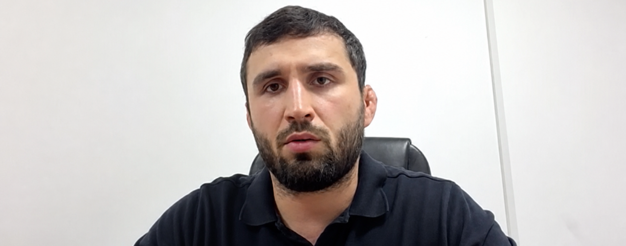В Дагестане сотрудник ЖКХ спас девочку, которую уносило потоком воды