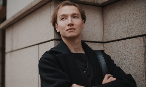 «На уроках мы обсуждаем “Кармен”». Учитель музыки Никита Никифоров