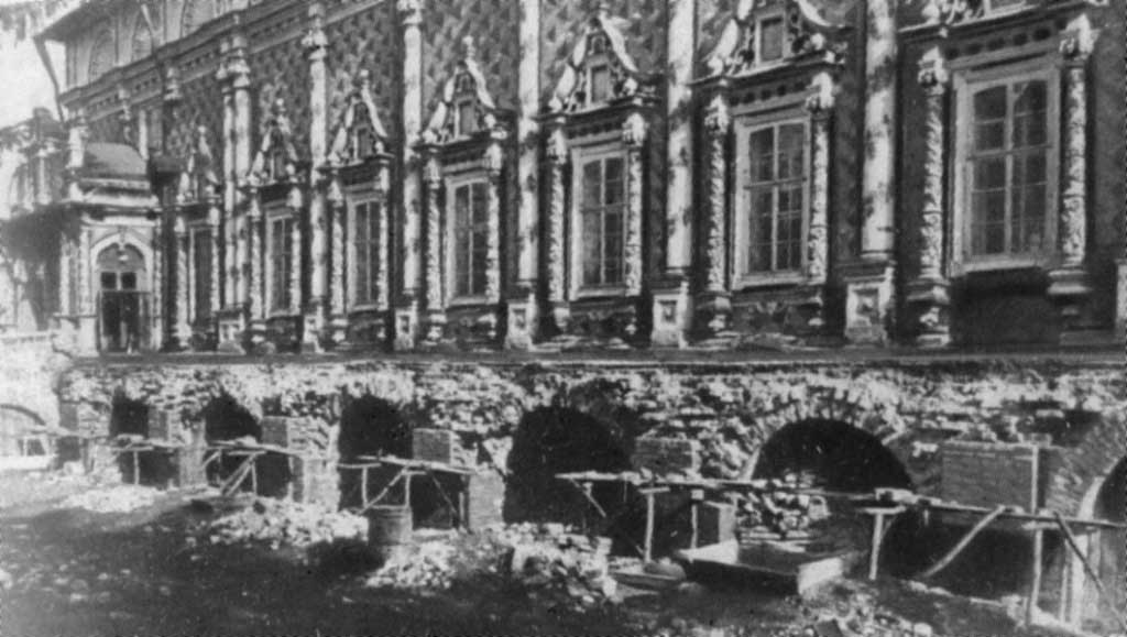 реставрация сергиев посад монастырь. собор сошествия святого духа сергиев посад. новая гостиница лавры сергиев посад 2022. реставрация сергиева посада. восстановление храма сергиев посад.